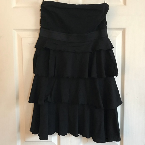Express Dresses & Skirts - EXPRESS Tiered Strapless Dress - Black, Size Small